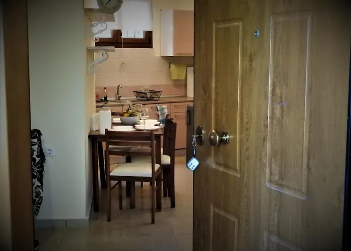 Konstantinos Vourvourou Apartment