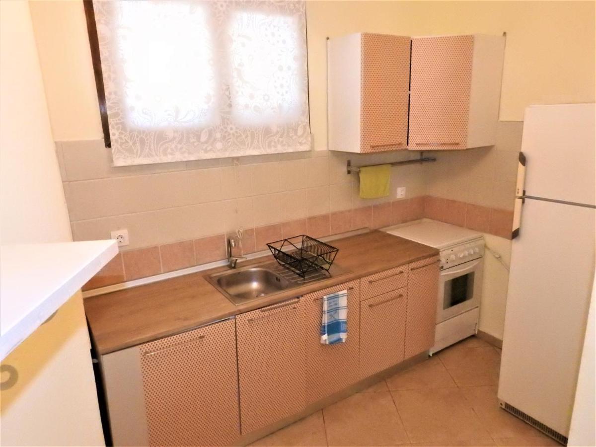 Apartment Konstantinos *
