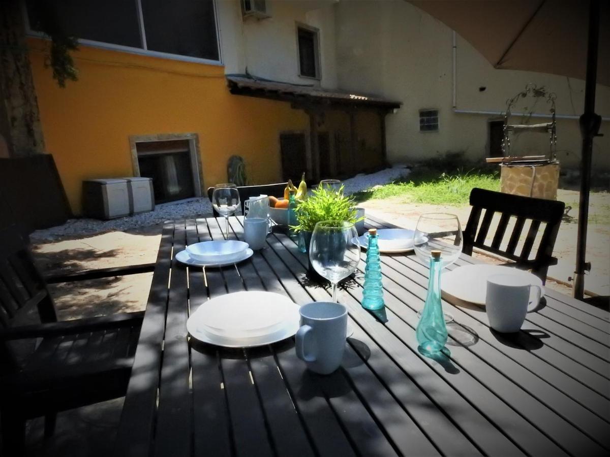 Konstantinos Apartment